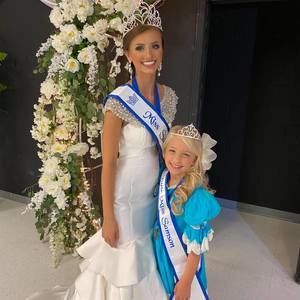 Meet your Posher, Emily